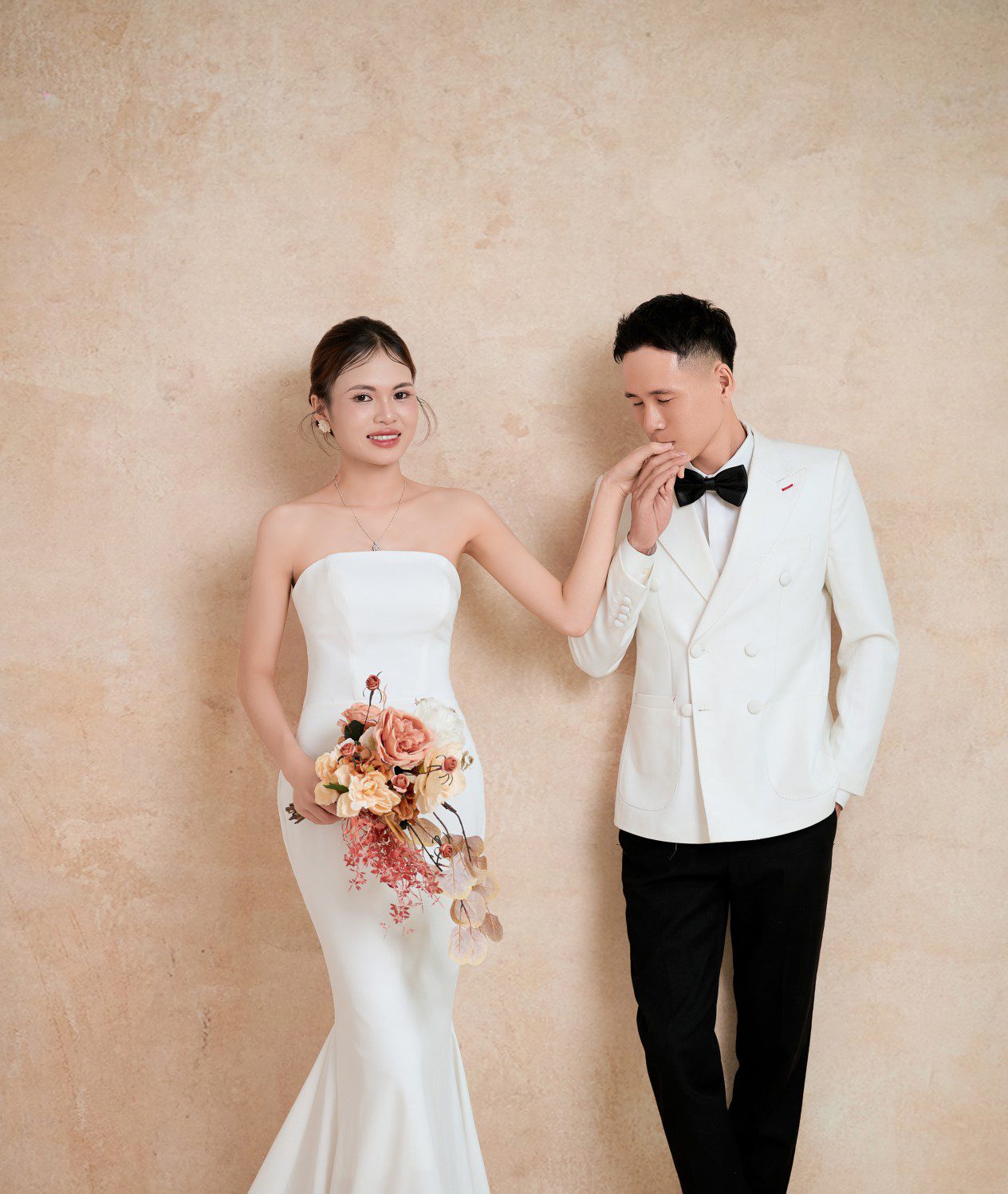 Tuyến-Hồng