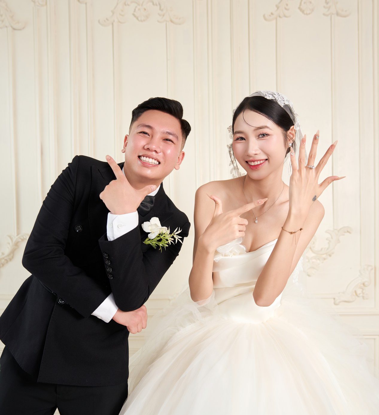 Văn Quý ♥ Thuỳ Linh