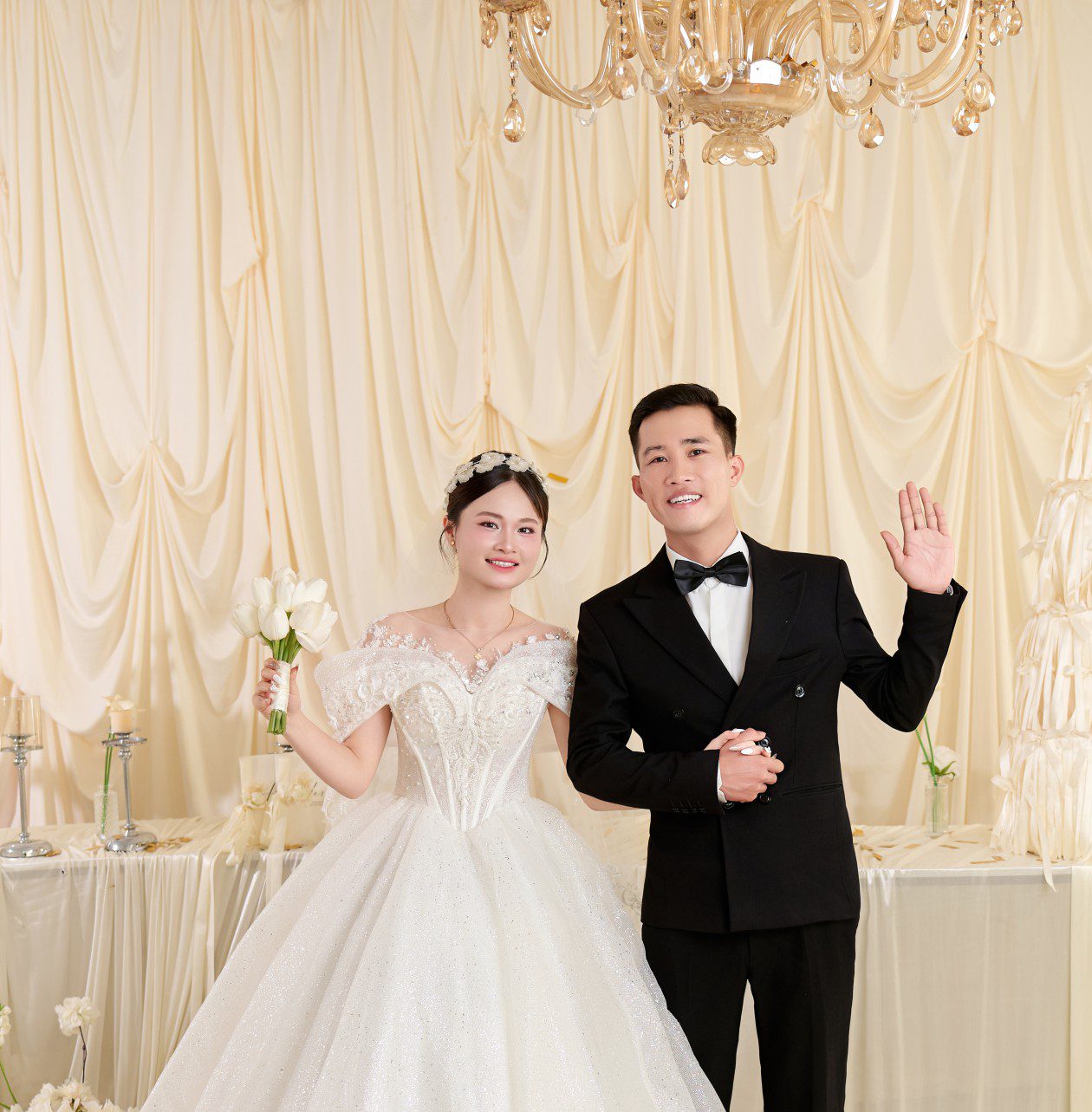 Thu Ngân ❤️ Phạm Hiệp