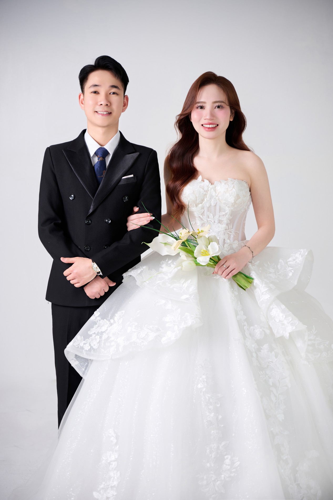 Trung Hiếu ❤️ Thuỳ Linh